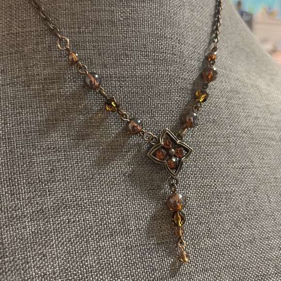 Elegant Brown Beaded Necklace - Picture 3 of 4